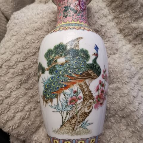 Kinesisk Famille Rose Zhongguo Jingdeshen Zhi Porselen Vase