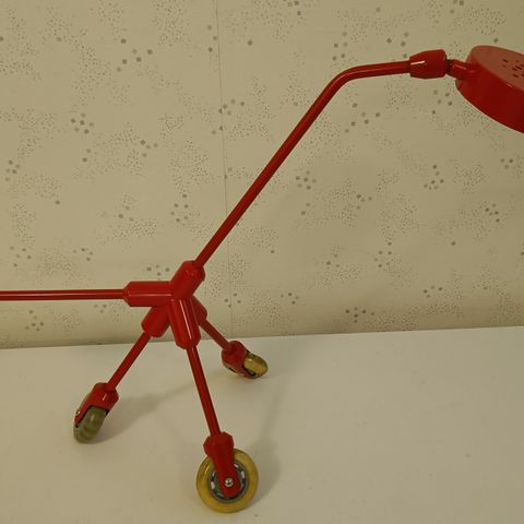 Vintage Ikea Kila Dog lamp designed by Harry Allen.