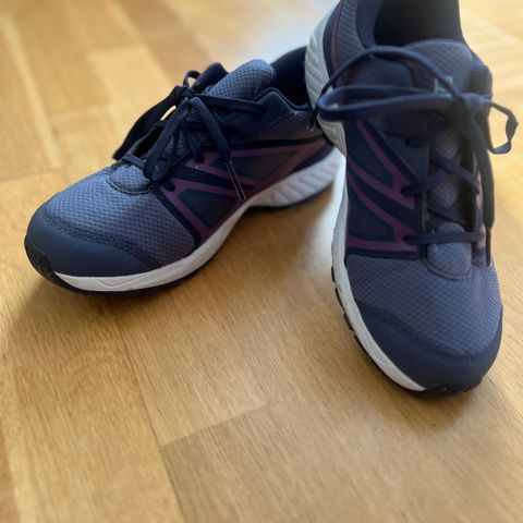 Salomon sense tursko str 37