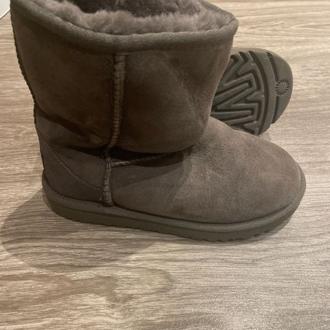 Uggs str 31