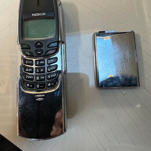 Nokia 8810i