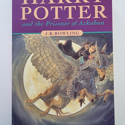 Harry Potter and the Prisoner of Azkaban - english paperback
