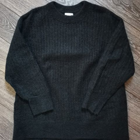 H&M mohair ribbestrikket genser - Str. L