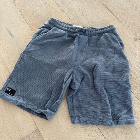 Fine shorts str 152 (10-12 år)