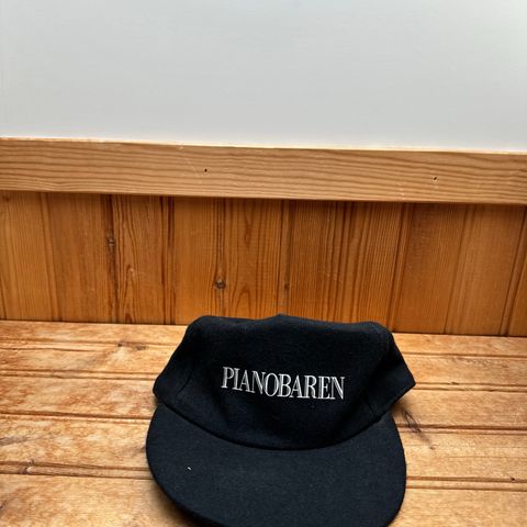 ullcaps Pianobaren Trondheim vintage