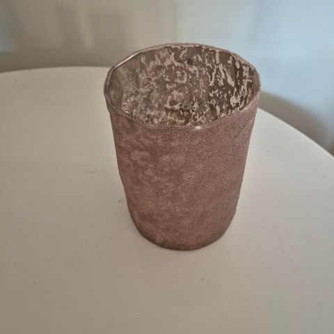 Pudderrosa vase