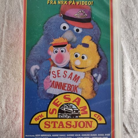 Sesam Stasjon Minnebok VHS