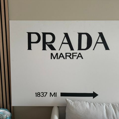 Prada Marfa bilde på lerret