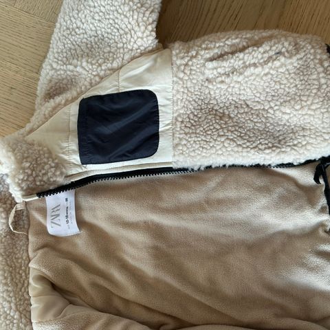 Fleece jakke fra Zara