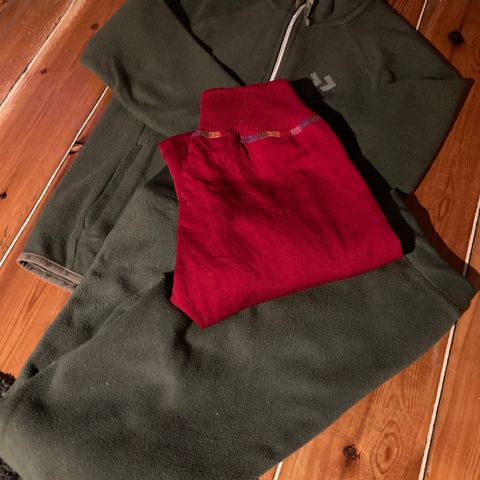 fleece sett str 130 og Janus ullbukse