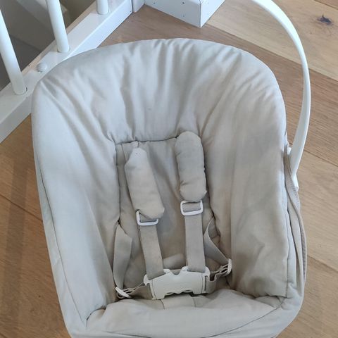 Stokke Newborn seat (eldre versjon) selges