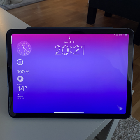 iPad Air 2022 5th gen. 256GB, 5G Cellular, stellargrå selges
