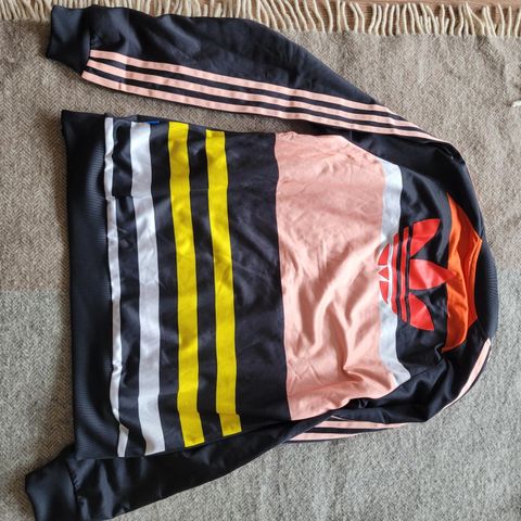 Adidas bomberjakke