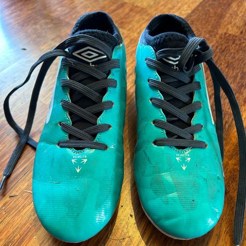 Fotballsko str 33 Umbro