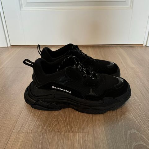 Balenciaga Triple S