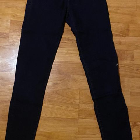 Jeans - J Brand, mørkeblå i størrelse 25 med stretch