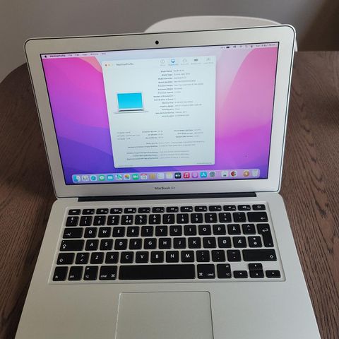 Macbook Air 13 2015 A1466 i5 8gb 128gb ssd excellent condition