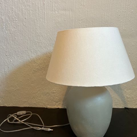 stor bordlampe