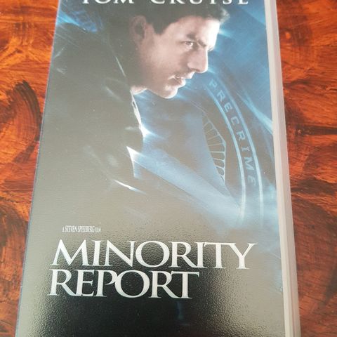 Minority Report med Tom Cruise Ny vhs