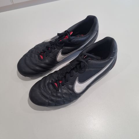 Nike forballsko str 42