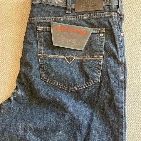 Helt ny Pierre Cardin jeans 3XL/ 113 cm livvidde/42’’