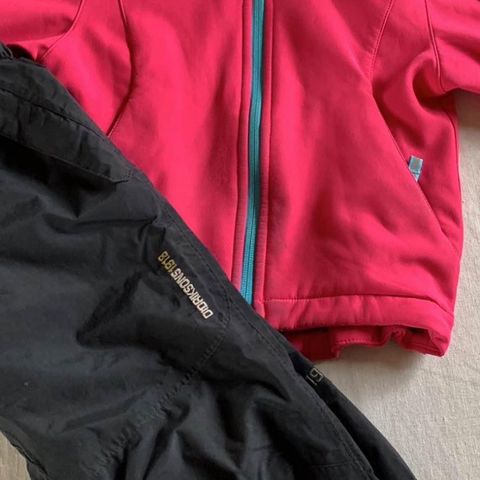 Bergans softshell jakke og Didriksons overtrekksbukse