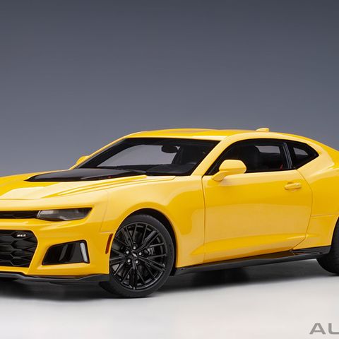 Chevrolet Camaro ZL1 2017 modell (Bright Yellow) - AUTOart skala 1:18