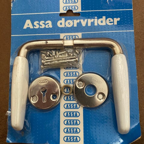 Annonsebilde