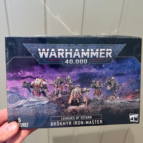 Warhammer 40k plast selges