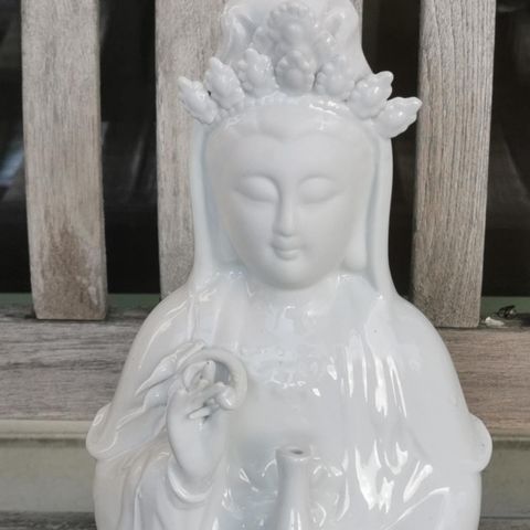 Ny pris 400kr Buddhismen gudinne Kuan Yin 观音