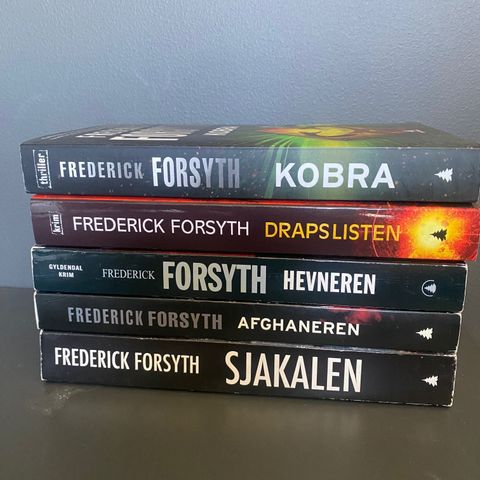 5 stk Fredrik Forsyth bøker selges billig.