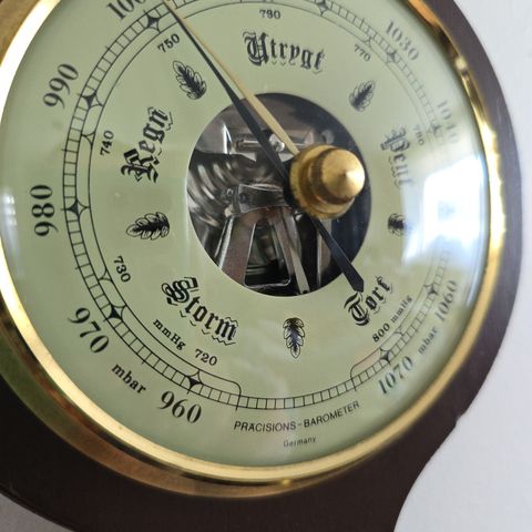 Presisjonsbarometer, termometer, hygrometer