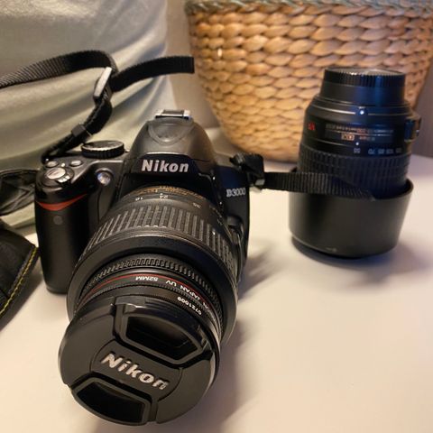 Nikon D3000 med tilbehør