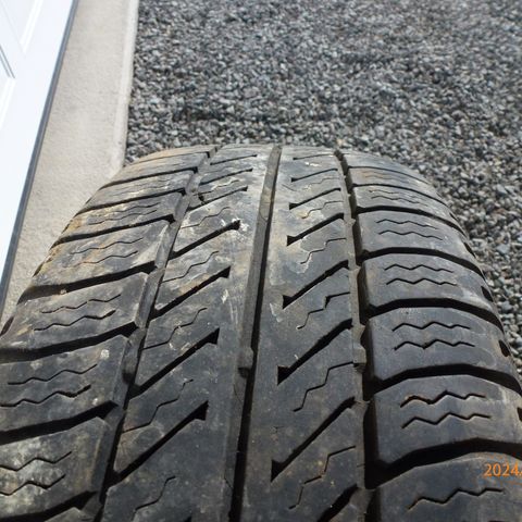 Sommerdekk Michelin 185/65x14. 1 Stk !