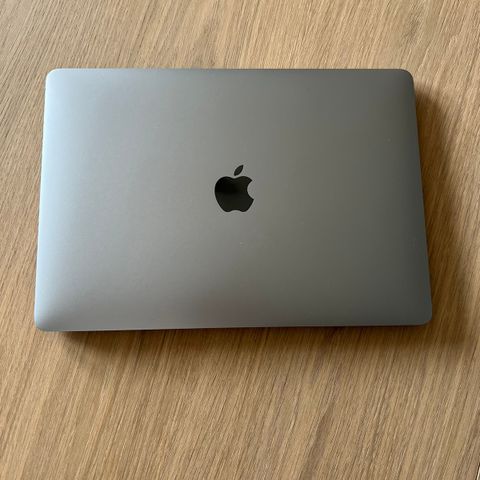 MacBook Air 2018 13,3" 256 GB (stellargrå)