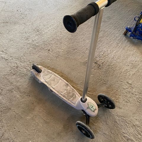 Stiga mini kick scooter