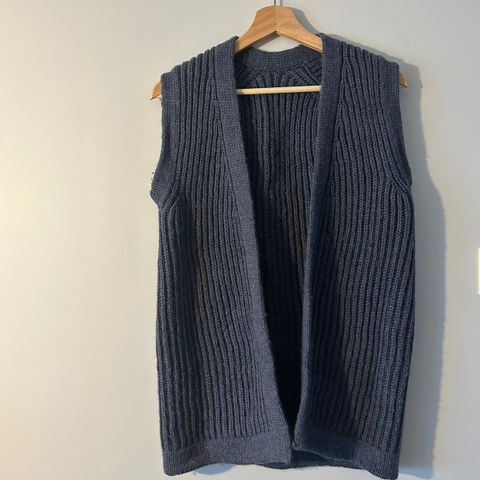 November vest petiteknit