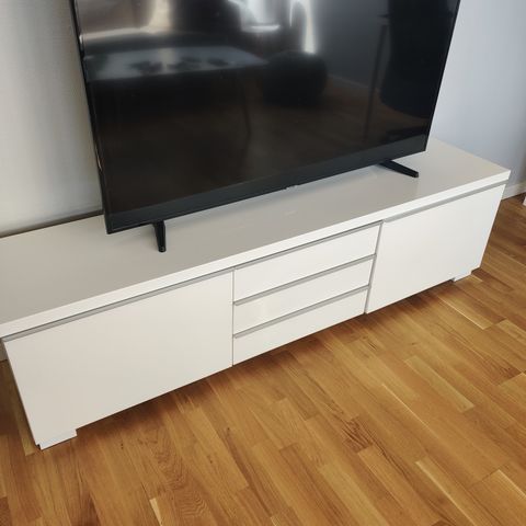 BESTÅ BURS TV-benk, hvit, 180x41x49cm