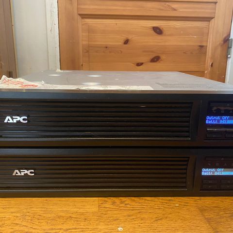 APC SMT1500 UPS - 2stk