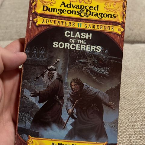 Advanced Dungeons & Dragons Adventure Gamebook: Clash of Sorcerers