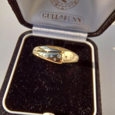 Ring gult gull 585 m / 6 diamanter