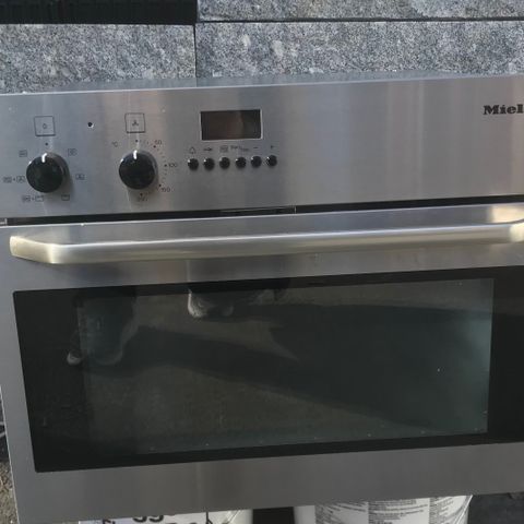 Miele H146MB  combination oven selges for 2000