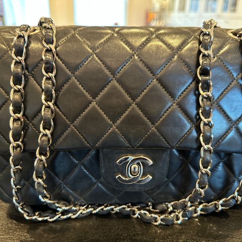 Chanel Medium Classic Double Flap
