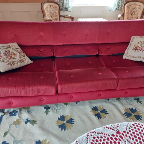 Retro 60/70-talls 3-seters sofa og 2 stoler
