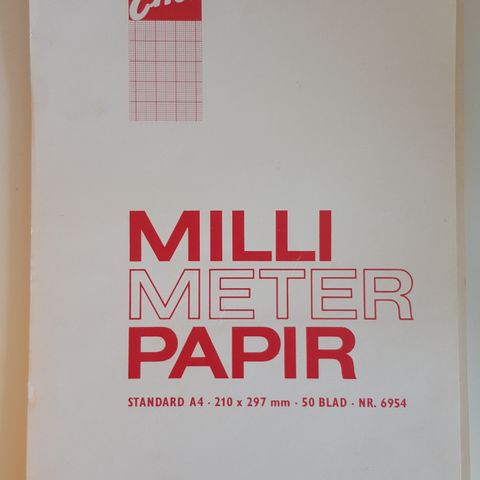 Millimeterpapir i blokk . trnd 35