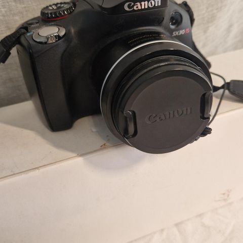 Canon Powershot SX30 IS 14.1MP 35x Zoom