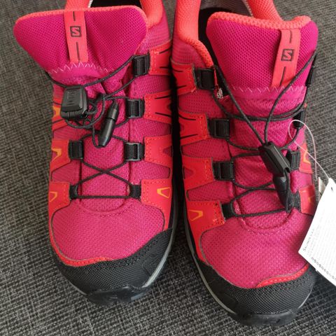 Salomon tursko 38 Ny