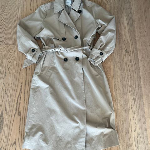 Trenchcoat fra selected femme str 40