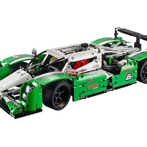 Lego 42039 24-timers racerbil

+ 8293 Power Functions-motorsett