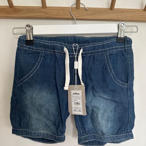 Reflex jeansshorts str. 128 (ca 7-8 år) - helt ny med lapper på!